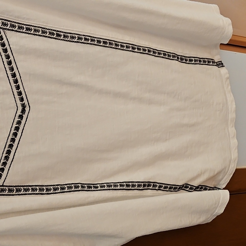 **Clearance** Women's Lightweight Summer Cotton Blend Sleeveless Top - Picture 6 of 9